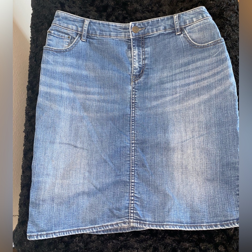 Women’s Denim Skirt